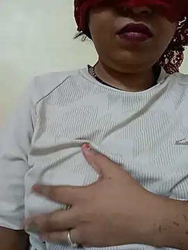 Snapshot of sunita-doll chatting on 07-29-26, 07:06 sunita-doll online show from 07-29-26, 07:06