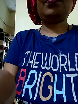 Snapshot of sunita-doll chatting on 07-30-26, 08:13 sunita-doll online show from 07-30-26, 08:13