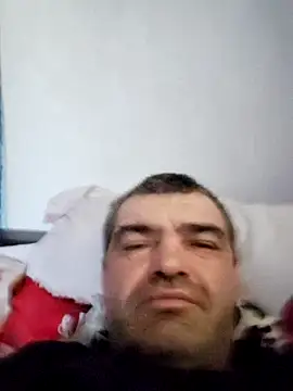 Snapshot of narcismarcu11 chatting on 03-04-25, 06:15 narcismarcu11 online show from 03-04-25, 06:15