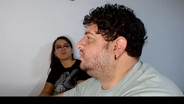 Snapshot of Paloma_Desire chatting on 11-05-25, 01:33 Paloma Desire online show from 11-05-25, 01:33