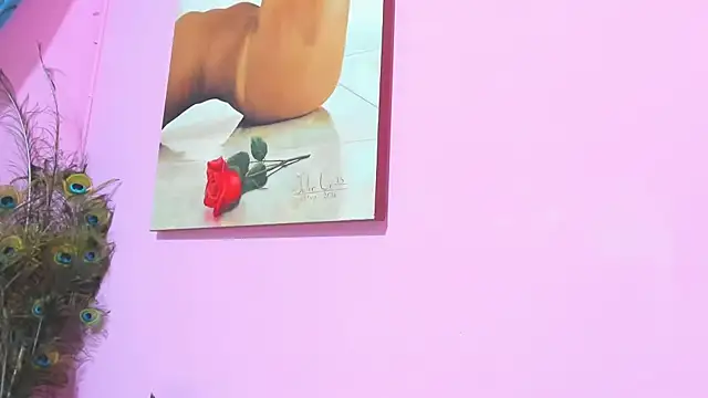 Snapshot of miss--flora chatting on 01-13-25, 10:56 miss--flora online show from 01-13-25, 10:56