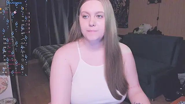 Snapshot of Alice_Dreamgirl_ chatting on 09-28-25, 09:14 Alice Dreamgirl  online show from 09-28-25, 09:14
