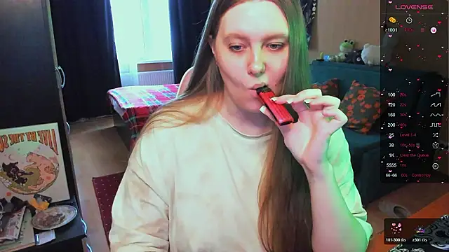 Snapshot of Alice_Dreamgirl_ chatting on 02-11-26, 09:58 Alice Dreamgirl online show from 02-11-26, 09:58