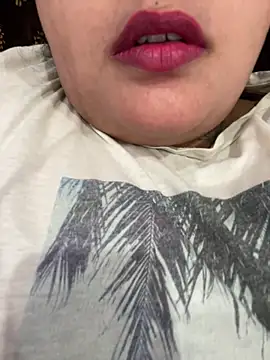 leylafleece online show from 09-15-25, 10:48