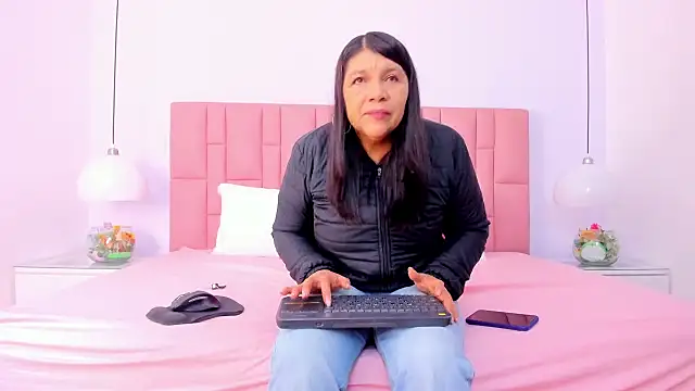 hotmature1 online show from 12-04-25, 11:41