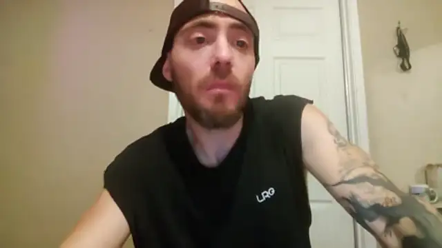 Huntzg23 online show from 06-10-26, 04:56