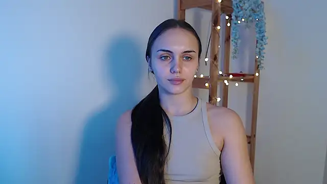 IrinaShayk18 online show from 02-01-25, 12:37