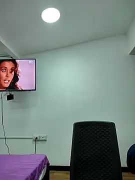 Miss balloonsmila online show from 11-07-25, 02:11