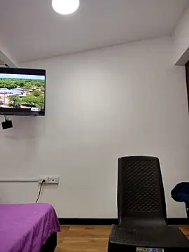 Miss balloonsmila online show from 12-19-25, 05:53