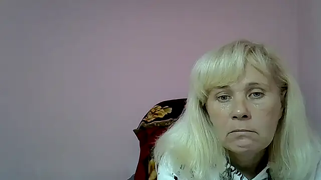 Snapshot of sakura_blonde chatting on 12-28-24, 06:18 sakura blonde online show from 12-28-24, 06:18
