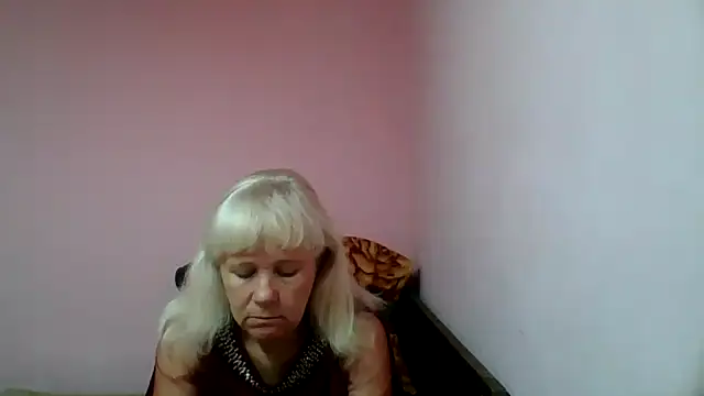 Snapshot of sakura_blonde chatting on 02-11-25, 08:15 sakura blonde online show from 02-11-25, 08:15