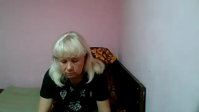 Snapshot of sakura_blonde chatting on 02-15-25, 06:44 sakura blonde online show from 02-15-25, 06:44