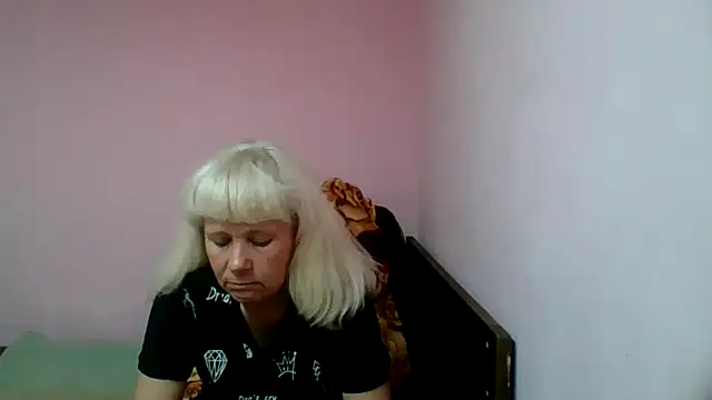 Snapshot of sakura_blonde chatting on 02-16-25, 08:44 sakura blonde online show from 02-16-25, 08:44