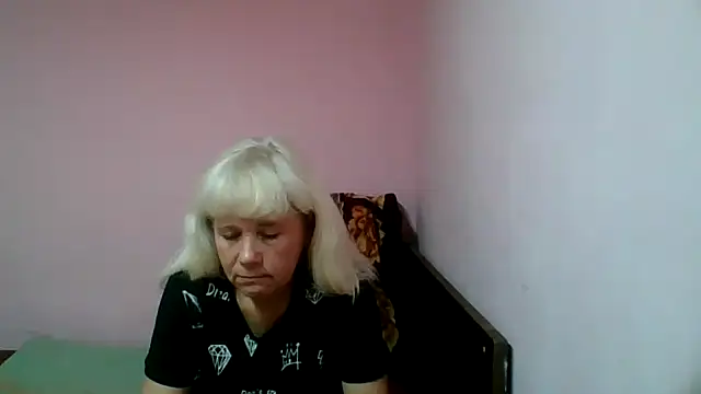Snapshot of sakura_blonde chatting on 02-17-25, 07:47 sakura blonde online show from 02-17-25, 07:47