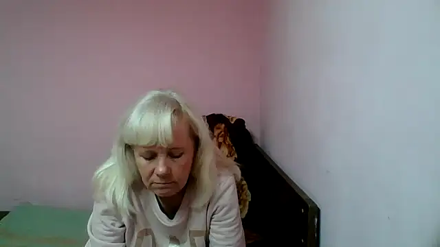 Snapshot of sakura_blonde chatting on 02-17-25, 04:59 sakura blonde online show from 02-17-25, 04:59