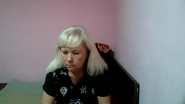 Snapshot of sakura_blonde chatting on 02-18-25, 11:33 sakura blonde online show from 02-18-25, 11:33