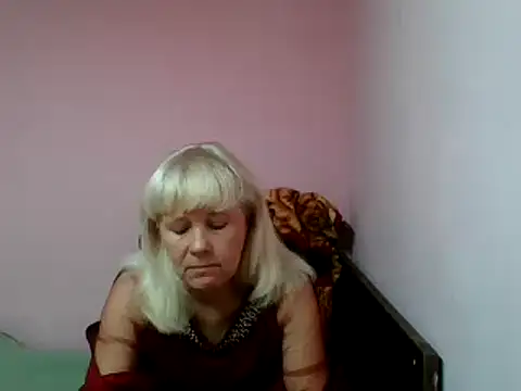 Snapshot of sakura_blonde chatting on 02-25-25, 07:03 sakura blonde online show from 02-25-25, 07:03