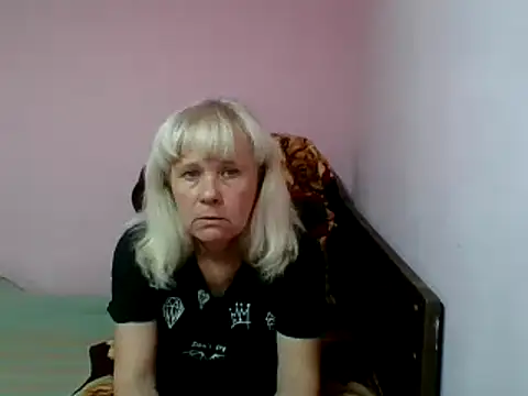 Snapshot of sakura_blonde chatting on 02-25-25, 10:07 sakura blonde online show from 02-25-25, 10:07