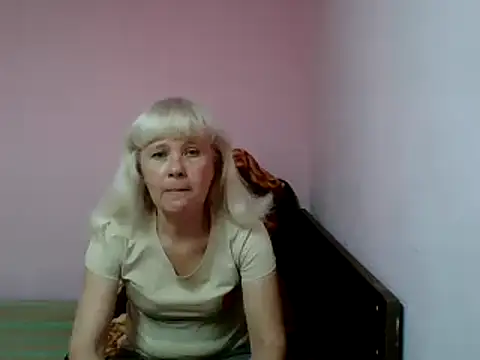 Snapshot of sakura_blonde chatting on 02-27-25, 01:38 sakura blonde online show from 02-27-25, 01:38