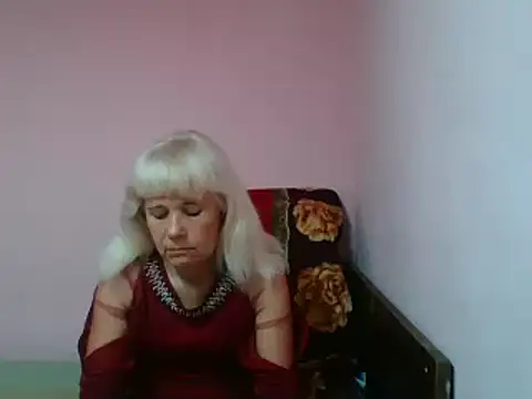 Snapshot of sakura_blonde chatting on 03-19-25, 07:18 sakura blonde online show from 03-19-25, 07:18