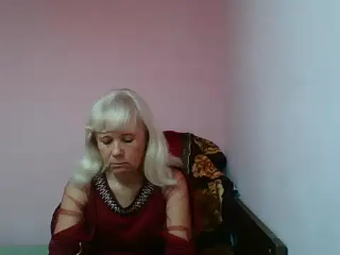 Snapshot of sakura_blonde chatting on 03-22-25, 06:11 sakura blonde online show from 03-22-25, 06:11