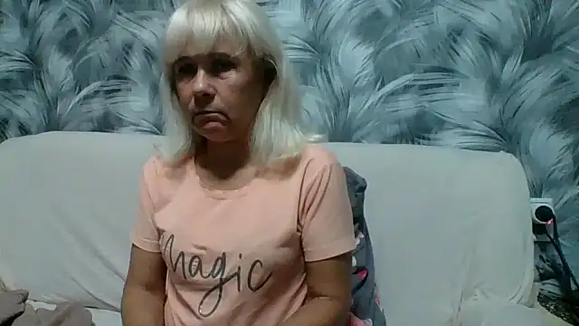 Snapshot of sakura_blonde chatting on 09-30-25, 05:40 sakura blonde online show from 09-30-25, 05:40