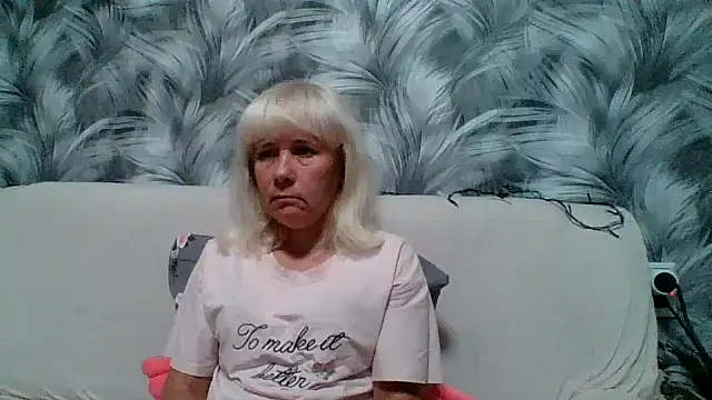 Snapshot of sakura_blonde chatting on 10-04-25, 05:05 sakura blonde online show from 10-04-25, 05:05
