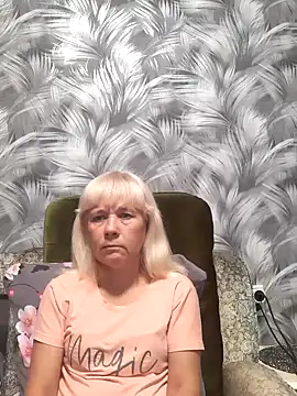 Snapshot of sakura_blonde chatting on 10-12-25, 07:51 sakura blonde online show from 10-12-25, 07:51