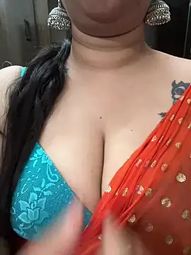 Snapshot of Akhi_Akshaya chatting on 01-08-25, 09:12 Akhi Akshaya online show from 01-08-25, 09:12