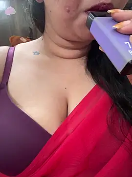 Snapshot of Akhi_Akshaya chatting on 01-11-25, 06:23 Akhi Akshaya online show from 01-11-25, 06:23