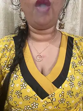 Snapshot of Akhi_Akshaya chatting on 02-06-25, 05:51 Akhi Akshaya online show from 02-06-25, 05:51