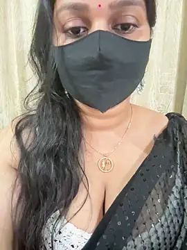 Snapshot of Akhi_Akshaya chatting on 02-07-25, 07:17 Akhi Akshaya online show from 02-07-25, 07:17