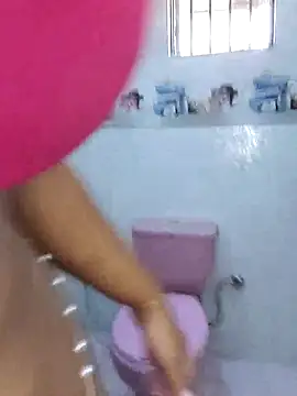 Snapshot of blackrose02 chatting on 02-16-25, 04:31 blackrose02 online show from 02-16-25, 04:31