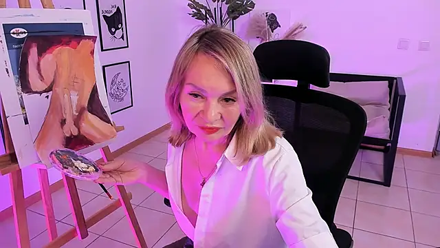 RosalindaFortuna online show from 01-30-25, 02:04