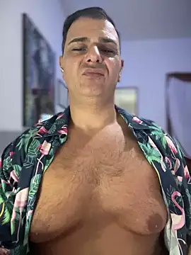 Snapshot of SecretlyDD chatting on 12-19-25, 04:58 SecretlyDD online show from 12-19-25, 04:58