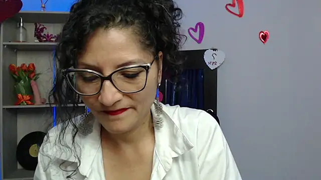 Snapshot of arianna_ros3 chatting on 02-19-25, 10:09 arianna ros3 online show from 02-19-25, 10:09