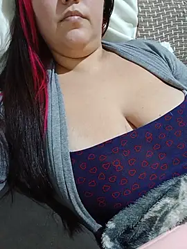 Paolaa hoot online show from 06-17-26, 03:31