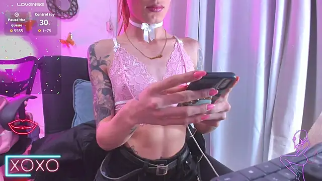 GabbyHills online show from 12-16-25, 08:19