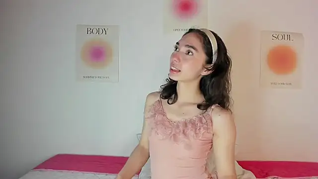 Snapshot of Ana_is_from_Heaven chatting on 09-20-25, 05:30 Ana is from Heaven online show from 09-20-25, 05:30