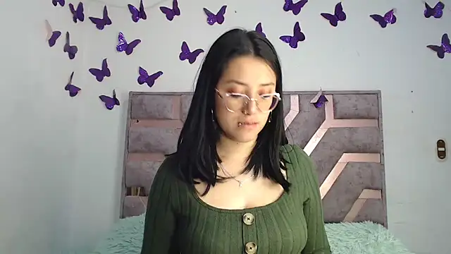 Snapshot of Anny_Fox- chatting on 06-05-26, 03:24 Anny Fox- online show from 06-05-26, 03:24