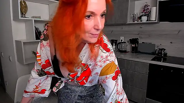 Snapshot of Fire-Fox-One chatting on 05-16-26, 07:34 Fire-Fox-One online show from 05-16-26, 07:34