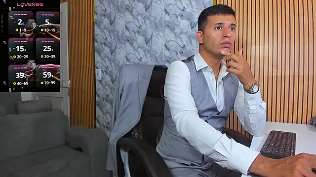 Hideintheoffice online show from 01-07-26, 12:24