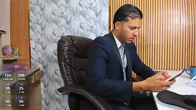 Hideintheoffice online show from 03-28-26, 12:49