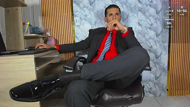 Hideintheoffice online show from 05-23-26, 01:33