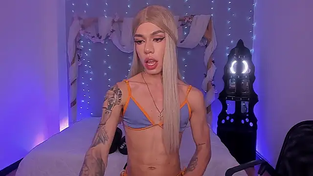 Camillesanto online show from 03-18-25, 02:47