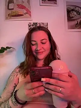 MayaMystic online show from 04-22-26, 01:12