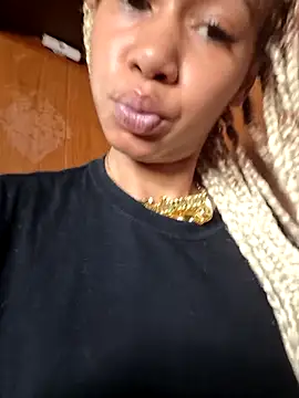 carmelbbyx22 online show from 05-17-26, 02:46
