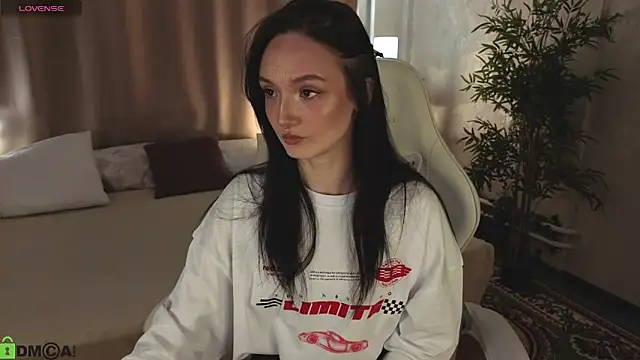 Cheryl  Brown online show from 04-23-26, 02:02