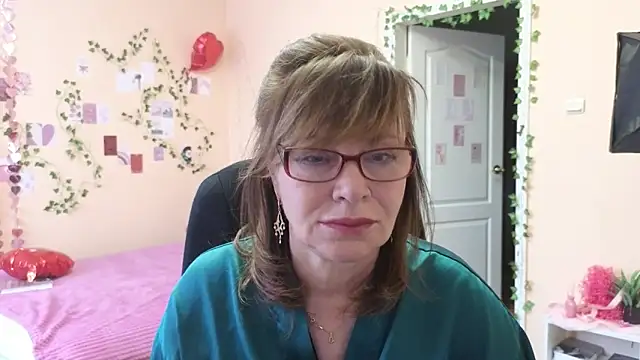 Miss Moren online show from 03-26-26, 06:19
