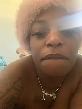 honeywetpussi online show from 12-24-24, 04:08